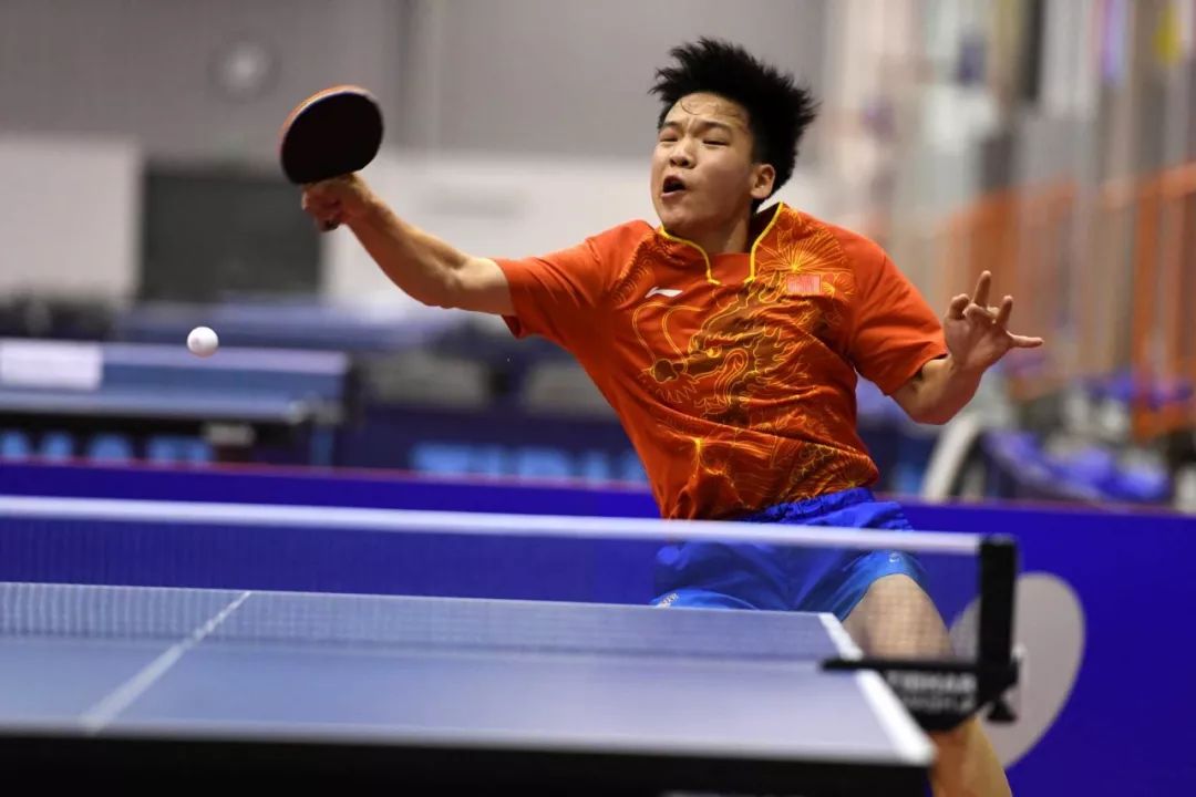 儿羽毛球联 儿羽毛球联