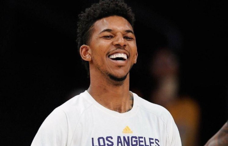 肃的赛道工 肃的赛道工