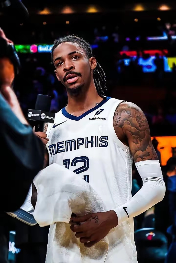 回撤肋部 回撤肋部